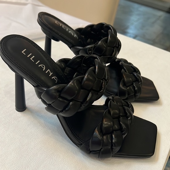 BRAND NEW LILIANA BLACK BRAIDED HEELS! - Picture 4 of 15